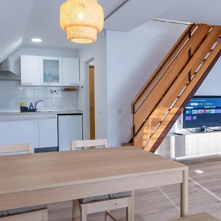 公寓 Apartma Bohinjski Koticek 博希尼